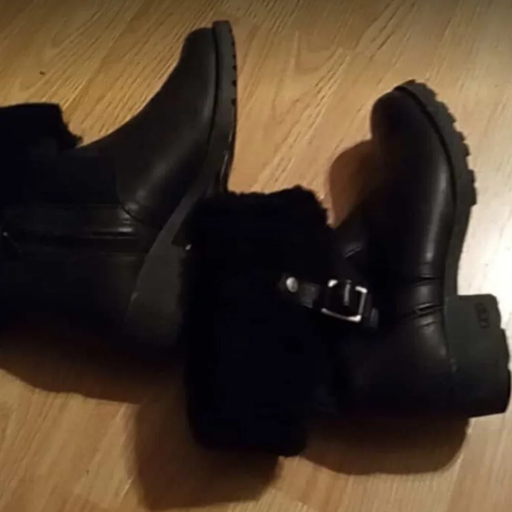 UGG Black Bellevue Fur Shearling Fold Over Boots US Sz 7